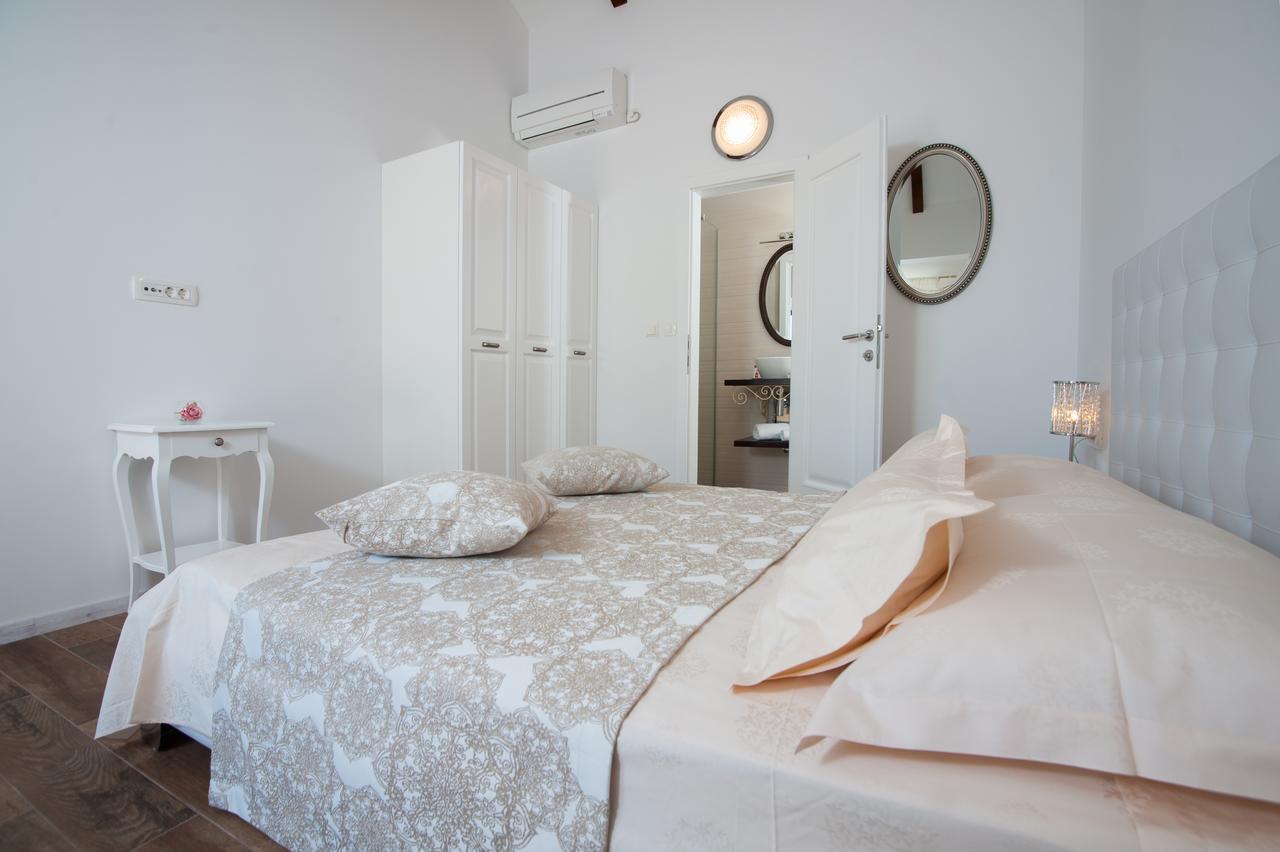 מילנה Luxury Villa Kate - In Lucice Bay With Turquoise Sea, Amazing Seaviews, And Heated Pool מראה חיצוני תמונה