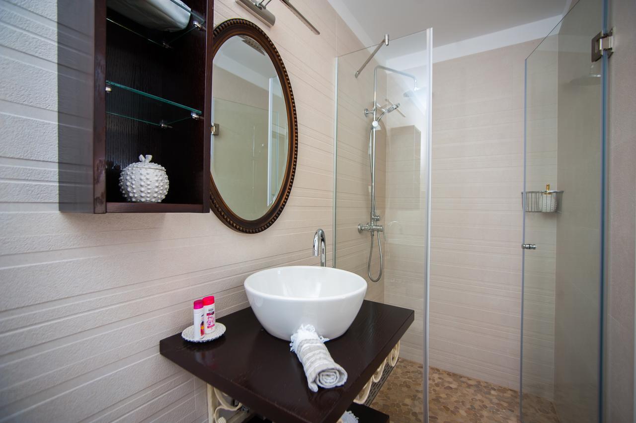 מילנה Luxury Villa Kate - In Lucice Bay With Turquoise Sea, Amazing Seaviews, And Heated Pool מראה חיצוני תמונה