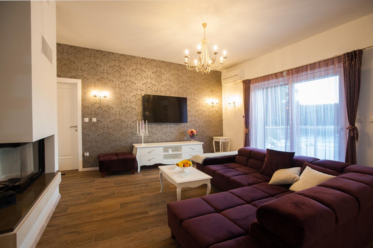 מילנה Luxury Villa Kate - In Lucice Bay With Turquoise Sea, Amazing Seaviews, And Heated Pool מראה חיצוני תמונה