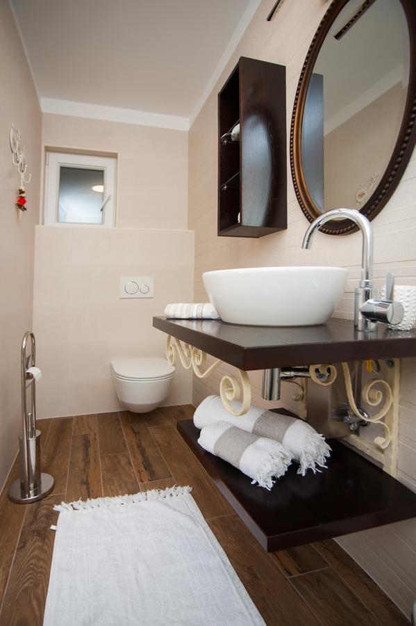 מילנה Luxury Villa Kate - In Lucice Bay With Turquoise Sea, Amazing Seaviews, And Heated Pool מראה חיצוני תמונה