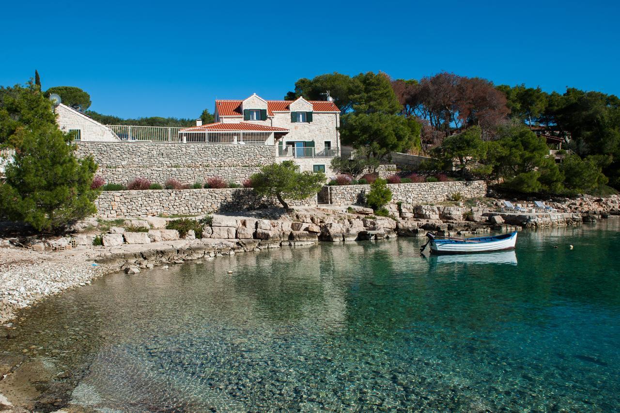 מילנה Luxury Villa Kate - In Lucice Bay With Turquoise Sea, Amazing Seaviews, And Heated Pool מראה חיצוני תמונה