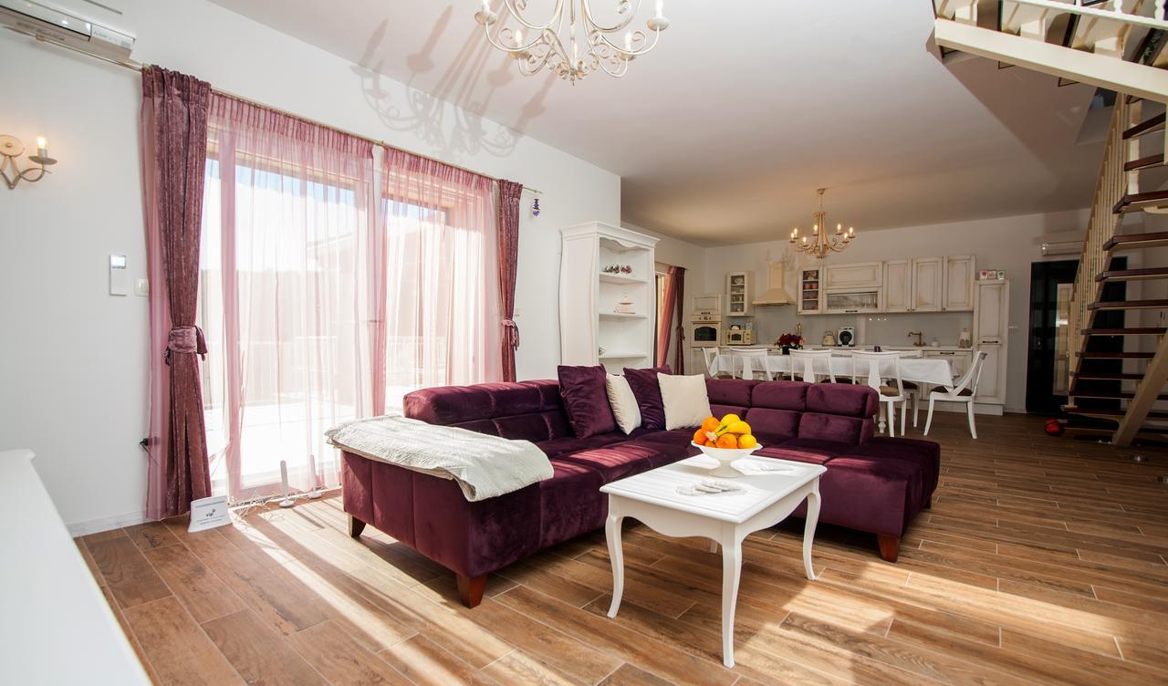 מילנה Luxury Villa Kate - In Lucice Bay With Turquoise Sea, Amazing Seaviews, And Heated Pool מראה חיצוני תמונה
