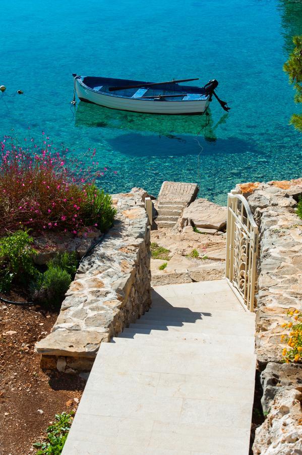 מילנה Luxury Villa Kate - In Lucice Bay With Turquoise Sea, Amazing Seaviews, And Heated Pool מראה חיצוני תמונה