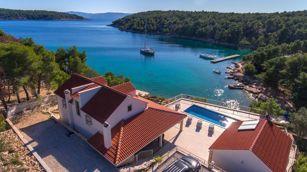 מילנה Luxury Villa Kate - In Lucice Bay With Turquoise Sea, Amazing Seaviews, And Heated Pool מראה חיצוני תמונה