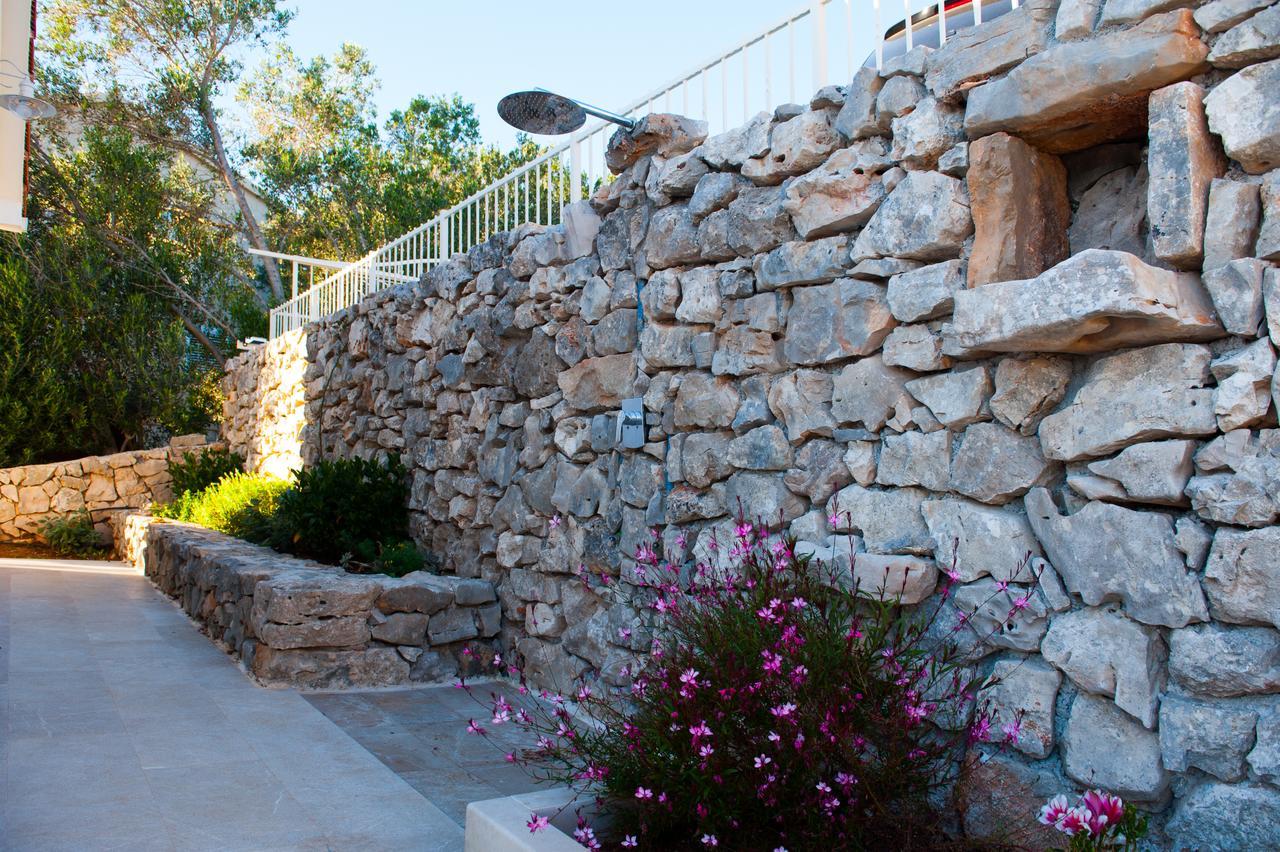 מילנה Luxury Villa Kate - In Lucice Bay With Turquoise Sea, Amazing Seaviews, And Heated Pool מראה חיצוני תמונה